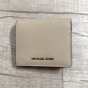 Michael Kors Cream Wallet